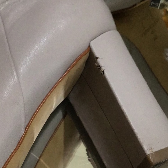 Marc Fisher Ulani Pointed toe grey leather block heel ankle booties size 8 - Picture 5 of 5